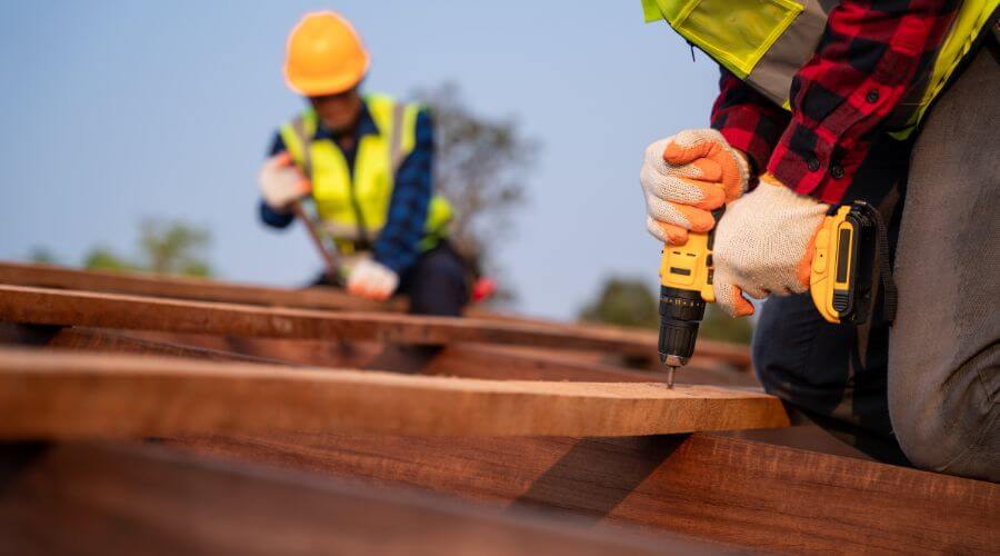 Expert top industrial roofings services in Claytonville, IL